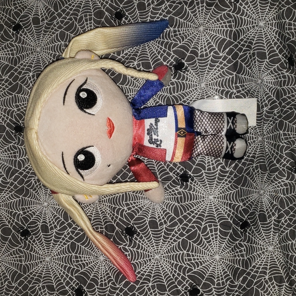 Funko Hero Harleyquinn plushie